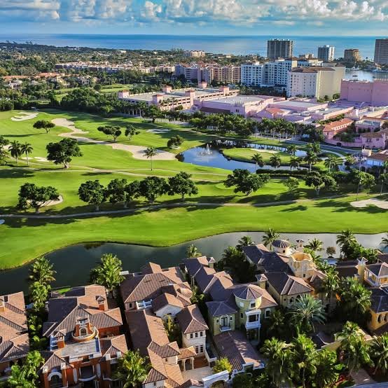 Boca Raton Limo Service aerial landscape view of luxury neighborhoods and golf courses
